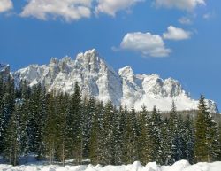 La parete della Croda Rossa, Dolomiti di Sesto, Trentino Alto Adige - © pecold / Shutterstock.com