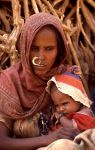Donna con bimbo in Sudan -  Foto di Giulio ...