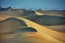 Le dune di Abu muharriq a poca distanza dalla Djara Cave in Egitto - In collaborazione con I Viaggi di Maurizio Levi