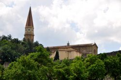 Il Duomo di Arezzo con il campanile