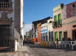 Edifici coloniali nel centro storico di Recife, ...