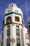 Edificio in piazza Hassan II a Tetouan, nord del Marocco - © John Blanton / Shutterstock.com