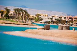 El Gouna, vacanze nel mare dell'Egitto. Questa località turistica è famosa per le immersioni e si trova sulle coste del Mar Rosso, non distante da Hurghada - © Tawfik ...