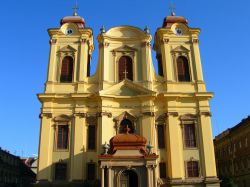 Facciata del Duomo di Timisoara in Romania  - © 3000ad / Shutterstock.com