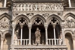 La facciata della Cattedrale di San Giorgio di ...