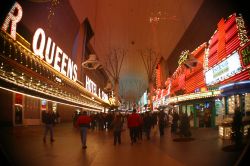 Freemont Street, la famosa strada di Las Vegas - © Inggita Notosusanto / Shutterstock.com 