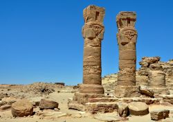 Gebel Barkal le colonne di Hathor a Karima (Sudan) ...