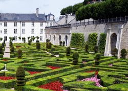 I giardini fioriti del castello Villandry, Valle della  Loira, Francia - © pedrosala / Shutterstock.com