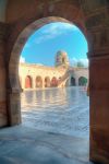 La Gran moschea di Sousse in Tunisia è uno dei monumenti più fotogenici di tutta la città - © Marcin Sylwia Ciesielski / Shutterstock.com