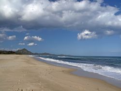 Una grande spiaggia in Costa Rei, il litorale della Sardegna sud orientale  - © Shutterschock / Shutterstock.com