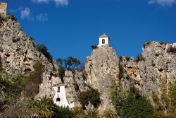 Guadalest, Spagna: le montagne si trovano nei ...