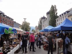 Hauptplatz a Lienz (Austria), durante il Mercato dell'artigianato