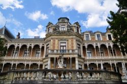 Hermesvilla la residenza all'interno del Lainzer Tiergarten di Vienna - © A_Lein / Shutterstock.com