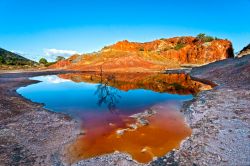 Rio Marina è lungo la costa est dell'Isola d'Elba (Livorno, Toscana): siamo nel cuore minerario dell'isola, dove le spiagge sono caratterizzate da una sabbia fine e brillante ...