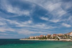 I colori di Ajaccio in Corsica - © Gerardo Borbolla / shutterstock.com