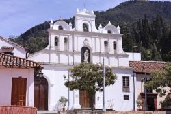La Iglesia de Nuestra Señora de las Aguas, o semplicemente Iglesia de las Aguas, si trova nel centro di Bogotà nel quartiere di La Candelaria. Si tratta di un edificio coloniale ...