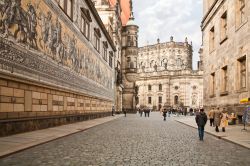 Il Corteo dei Principi del Castello Residenziale di Dresda (Germania) - © ppl / Shutterstock.com