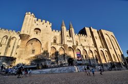 Il Palazzo dei Papi di Avignone, capolavoro medievale della Provenza