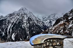 Il magico  panorama verso Venosc, nel sito attrezzato posto all'estremita sud di Les Deux Alpes in Francia