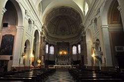 Interno della Cattedrale di Comacchio, dedicata ...
