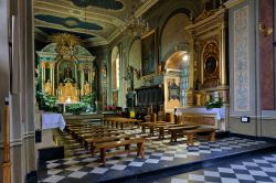 Interno della chiesa di San Clemente a Wieliczka, sud della Polonia - © Nightman1965 / Shutterstock.com 