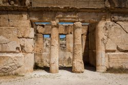 Iraq Al Amir in Giordania è uno deti tanti luoghi magici per gli appassionati di archeologia - © Anton_Ivanov / Shutterstock.com