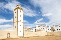 Kasbah di Essaouira, Marocco - La splendida città di Essaouira, chiamata anche la "perla del regno", sembra quasi un miraggio sospeso fra cielo e mare. Qui ne è ritratta ...