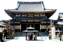 Kawasaki. Giappone: il tempio Daishi Main Hall - © ペン太 - CC BY 2.5 - Wikimedia Commons.