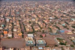 Khartoum la capitale del Sudan vista dall'aereo. ...