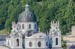 La chiesa Universitaria (Kollegienkirche) a Salisburgo, ...