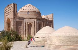 Konya Urgench il mausoleo del sultano Ali in Turkmenistan  - Foto di Giulio Badini / I Viaggi di Maurizio Levi