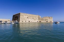 Fortezza veneziana di Koules a Creta, Grecia - I veneziani la chiamavano "Fortezza del mare": oggi Koules domina l'ingresso del porto di Heraklion di cui è uno dei monumenti ...