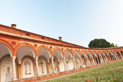 Il Cimitero Monumentale della Certosa di Ferrara ...