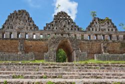 La Colombaia di El Palomar si trova ad Uxmal, uno ei siti Maya più importanti della pensola dello Yucatan e di tuitto il Messico - © Birute Vijeikien / Shutterstock.com