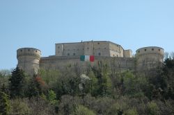 La Fortezza di San Leo vista dal paese