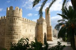 La Kasbah di Sousse in Tunisia, la Medina fortificata in ottimo stato di conservazione - © bumihills/ Shutterstock.com