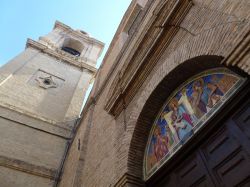 La chiesa Collegiata dedicata a Santo Stefano Protomartire, sulla piazza della Repubblica a Castelfidardo