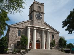 La chiesa di Kawaiahao a Honolulu. Costruita nel 1820, è il più antico tra i templi cristiani delle Isole Hawaii (USA), ed è costruito con blocchi di corallo  - © ...