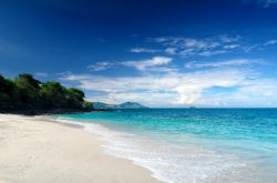 La spiaggia di Padangbai si trova a Bali in Indonesia. Ubicata sulla costa orientale da qui si prende il traghetto per Lombok ed altre isole dell'arcipelago delle piccola Sonda. E' chiamata ...