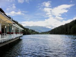 Il lago balneabile del Tirolo orientale (Austria): ...