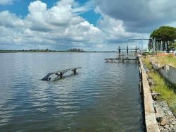 Il bacino del Lago delle Nazioni, si trova alle spalle di Lido delle nazioni, la località balneare nel territorio del Comune di Comacchio, provincia di Ferrara (Italia) - © 