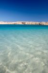 Una laguna costiera a Ras Mohammed sul Sinai: qui si trova uno dei tratti di costa più puliti e spettacolari dell'Egitto e del Mar Rosso - © Maksym Gorpenyuk / Shutterstock.com ...