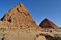 Le grandi Piramidi della Necropoli di Nuri vicino a Karima, in Sudan