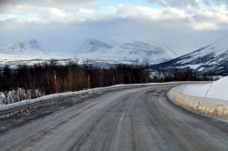 Le montagne di Abisko Svezia: sulla sinistra ...