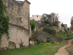 Le mura di cinta del borgo di Lautrec