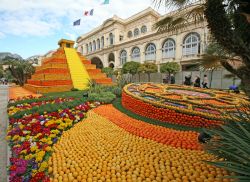 Lemon Festival, la festa del limone si svolge a carnevale a Mentone in Costa Azzurra (Francia)  - © haak78 / Shutterstock.com 