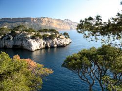 Francia: il Parco Nazionale de Les Calanques, ...