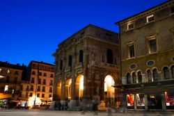 La Loggia Bernarda, o Palazzo del Capitaniato, ...