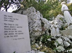 Il luogo delle apparizioni di Fatima ai 3 pastorelli Lucia, Francesco e Giacinta