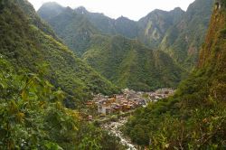 Machupicchu Pueblo (Aguas Calientes): questo piccolo villaggio del Perù è la porta d'accesso per il sito archeologico di Machu Picchu. Il paese nacque agli inizi del Novecento ...